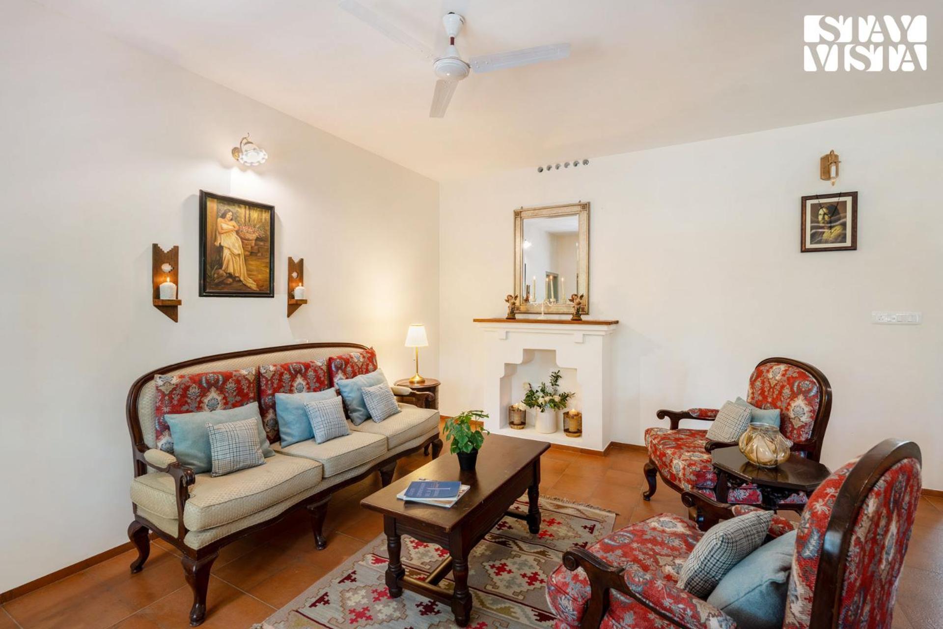 Stayvista At Catherine Cottage With Heater & Board Game Munnar Exterior photo